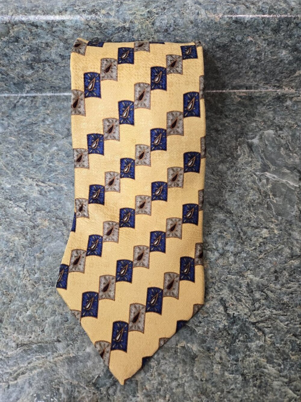 Nautica 100% Silk Tie Yellow Blue Gray Geometric Pattern Business Necktie Men's